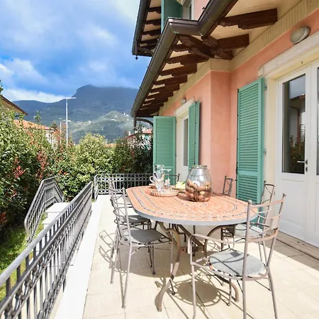 3 Bedroom In Holiday home Camaiore